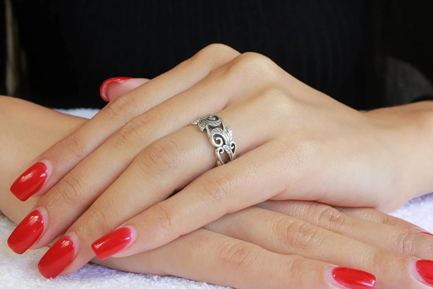 925 Sterling Silver Acacia Leaves Filigree Ring (Comes in Colors)