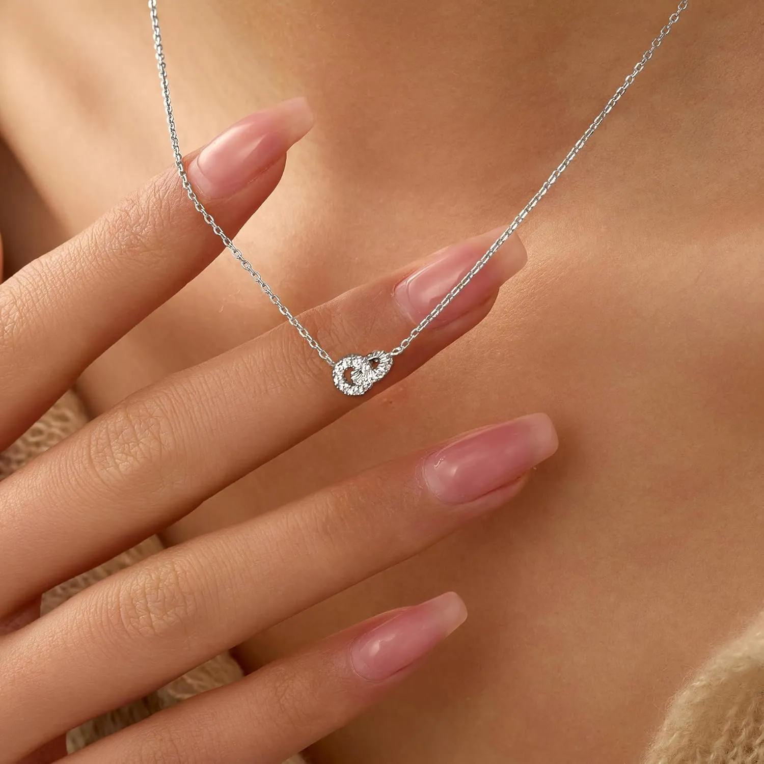 925 Sterling Silver Dainty Interlocking Circles Necklaces for Women 14K Gold Plated Double Hoop CZ Pendant Necklace Lobster Buckle to Daughter Mother Friendship Wedding Graduation Jewelry Gift for Her