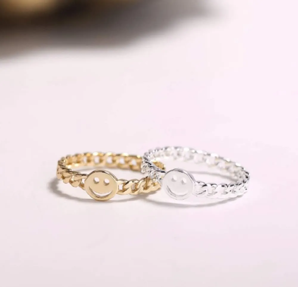 Awmnjtmgpw Women's happy smiling face ring girl's happy face Stackable Ring 18K gold and 925 Sterling Silver good luck exquisite chain ring size 6-10