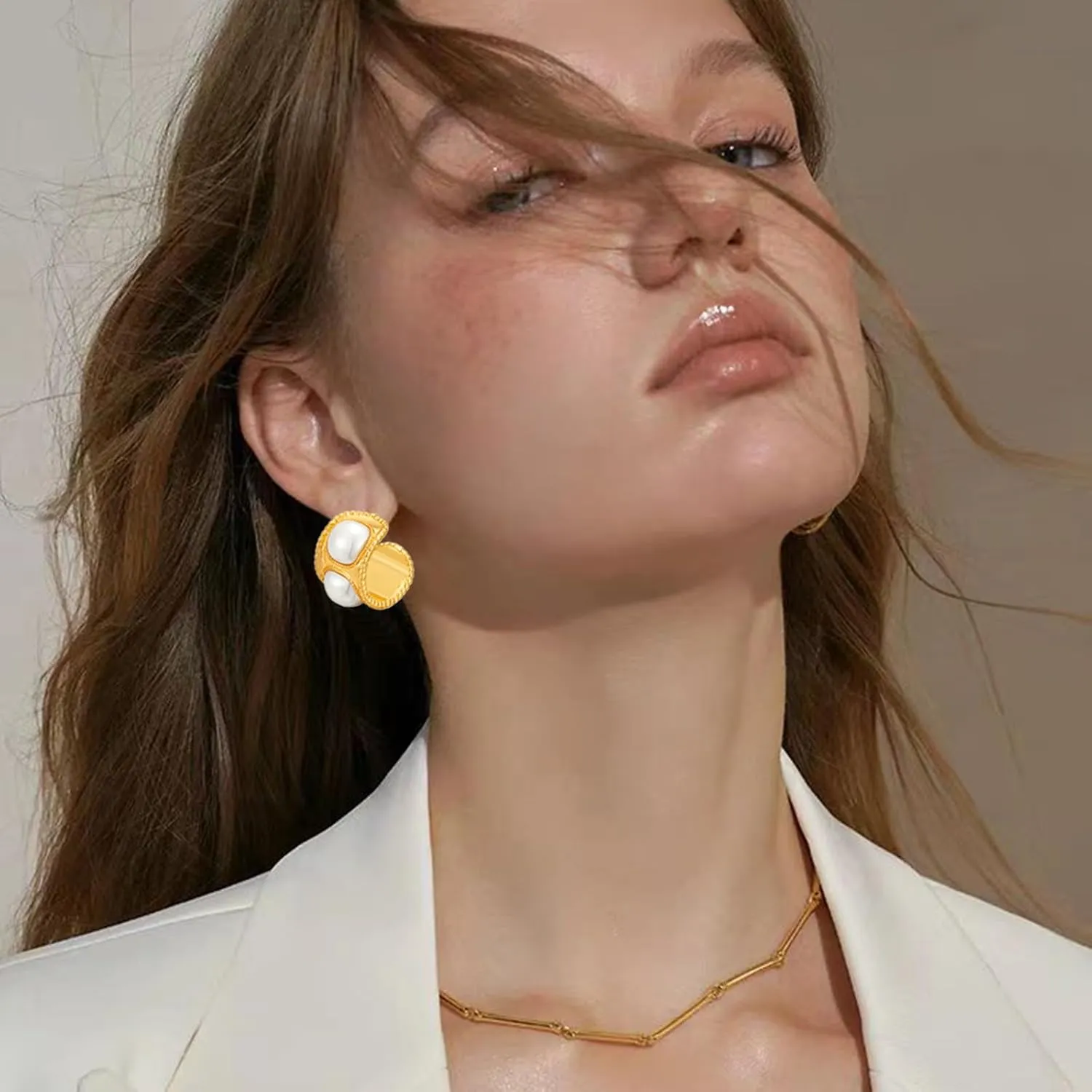 Gold Hoop Earrings for Women Pearl Hoop Earrings Small Hoops Trendy Jewelry