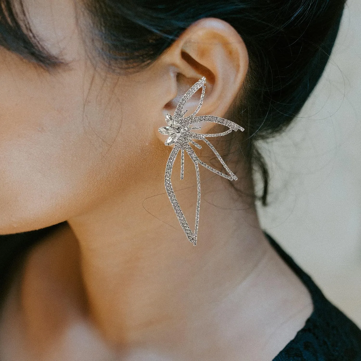 Huge Butterfly Studs Earrings Boho Vintage Rhinestone Statement Earrings Angel Wings Crystal Earrings Shiny Leaf-shaped Flower Stud Earrings Wedding Jewelry Gifts for Women