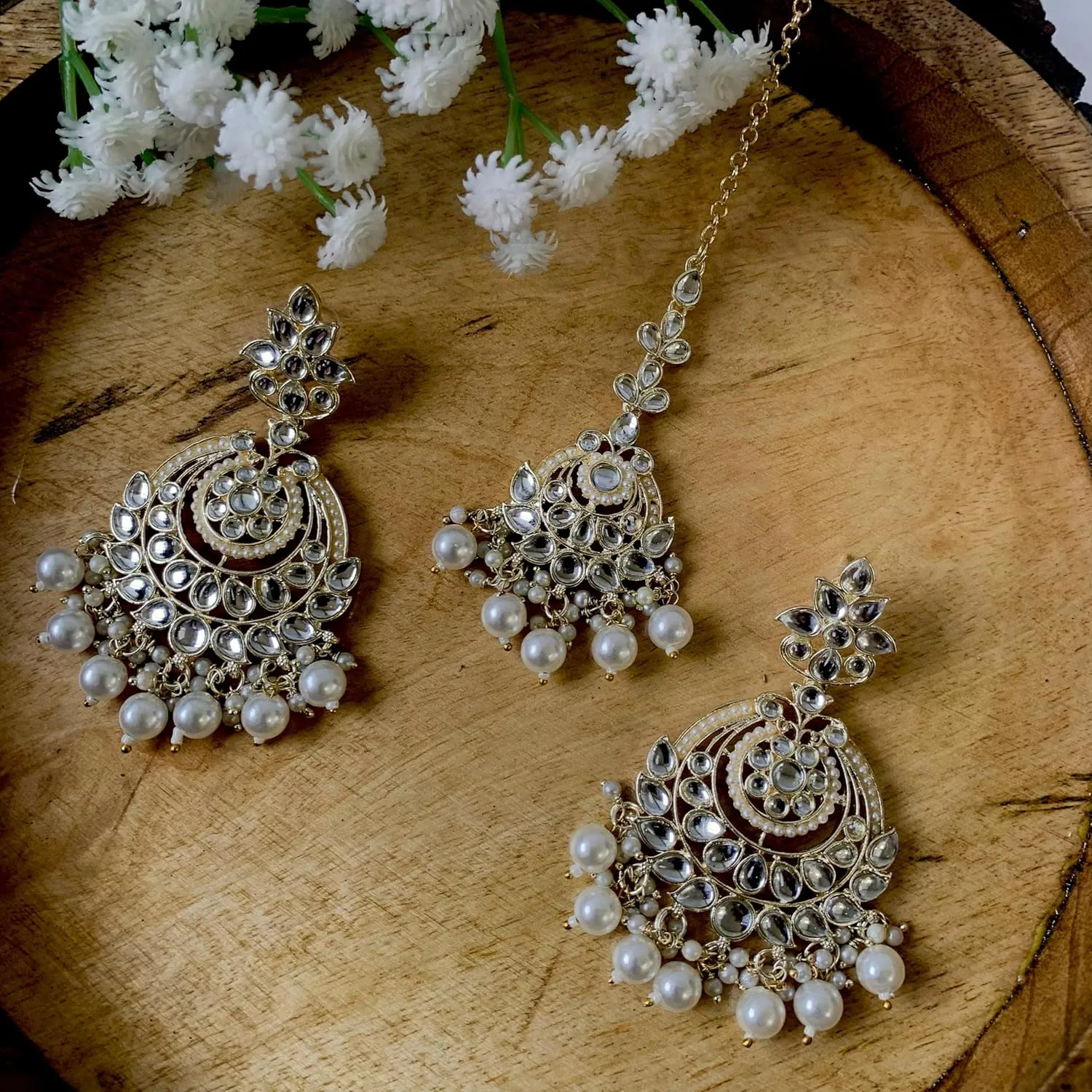 I Jewels Gold Plated Indian Wedding Bollywood Kundan & Pearl Chandbali Earrings with Maang Tikka Set for Women (TE3020-24)