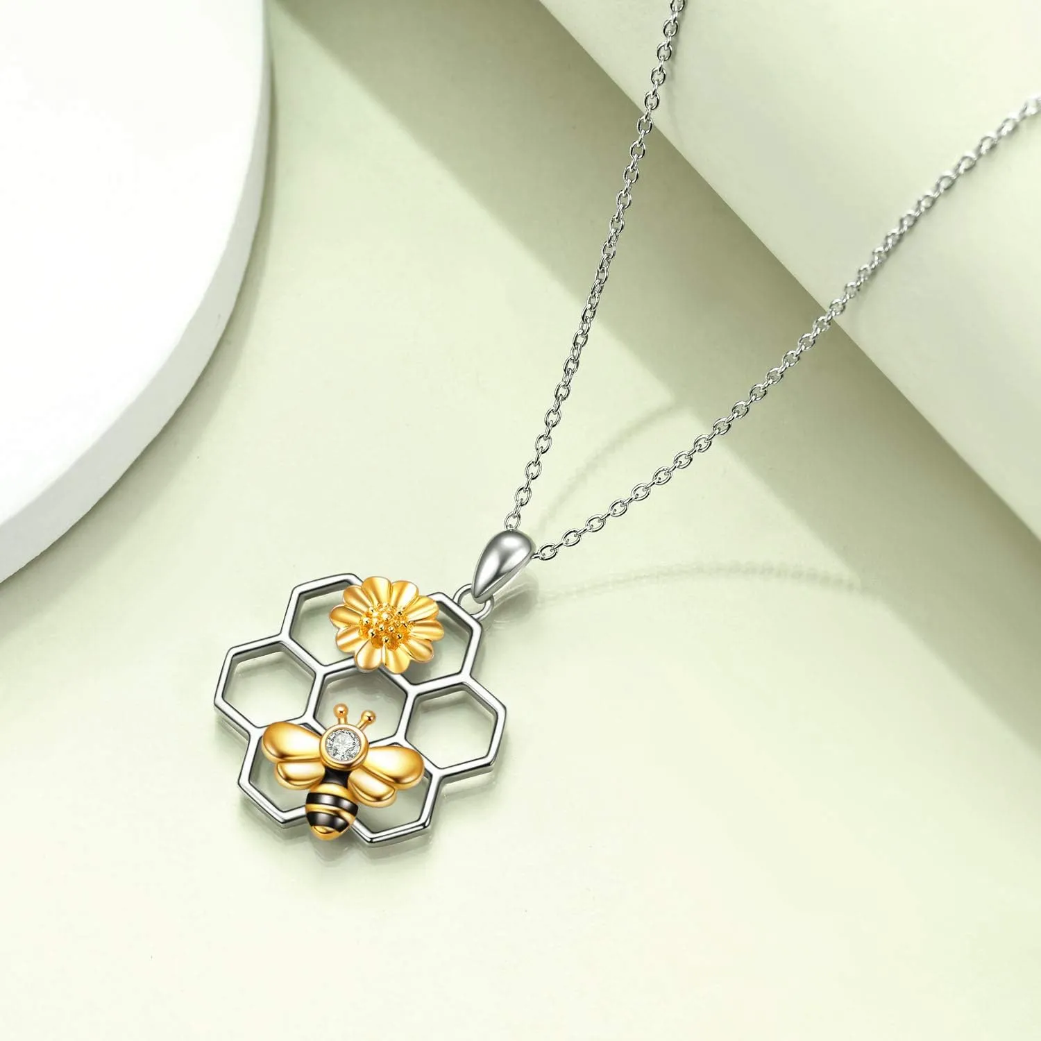 LUHE Bee Necklace 925 Sterling Silver Honeycomb Cute Flower Pendant Necklaces for Women Gifts for Her Women