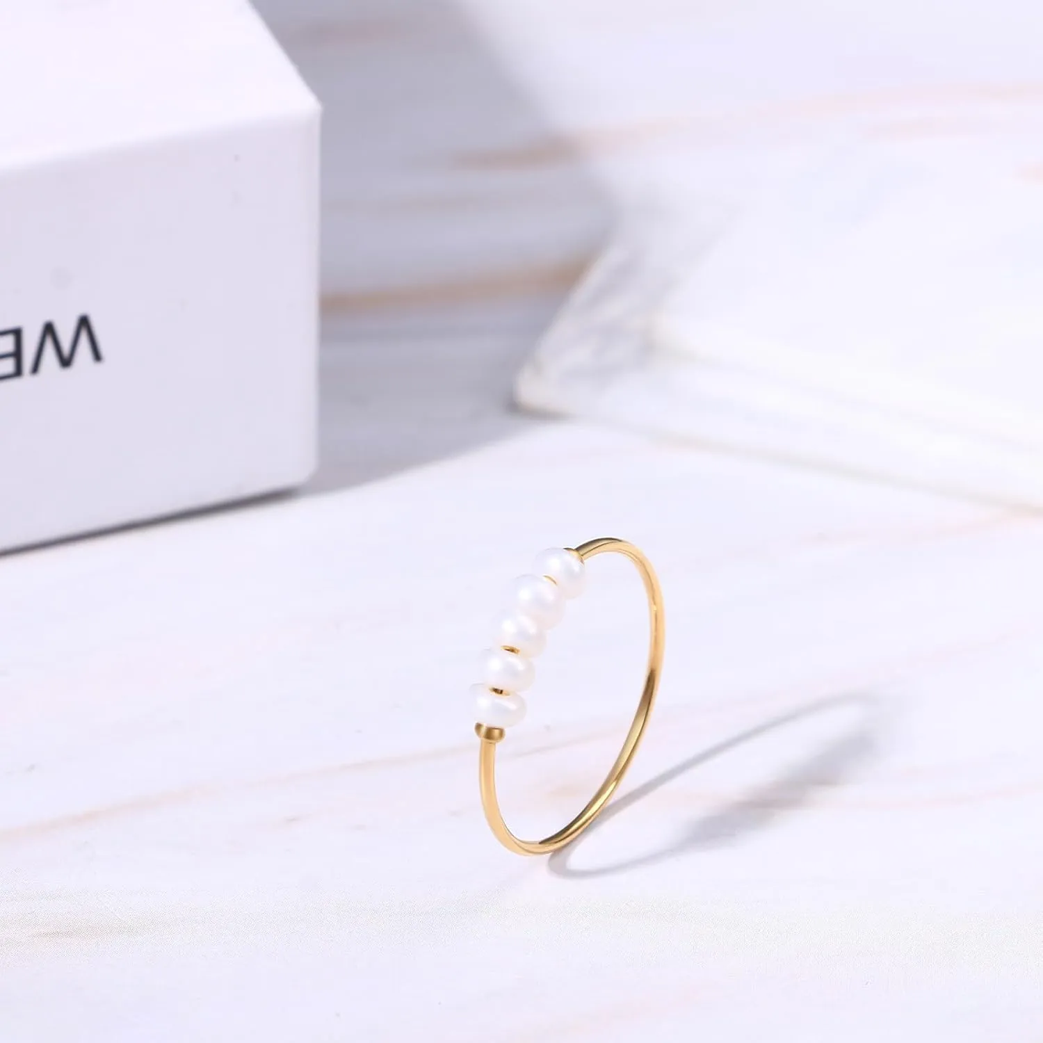 OIDEA Gold Pearl Ring for Women: Simple Dainty Gold Stackable Rings Stainless Steel Pinky Thumb Ring Statement Wedding Ring Band Christmas Holiday Gifts, Size 5-9