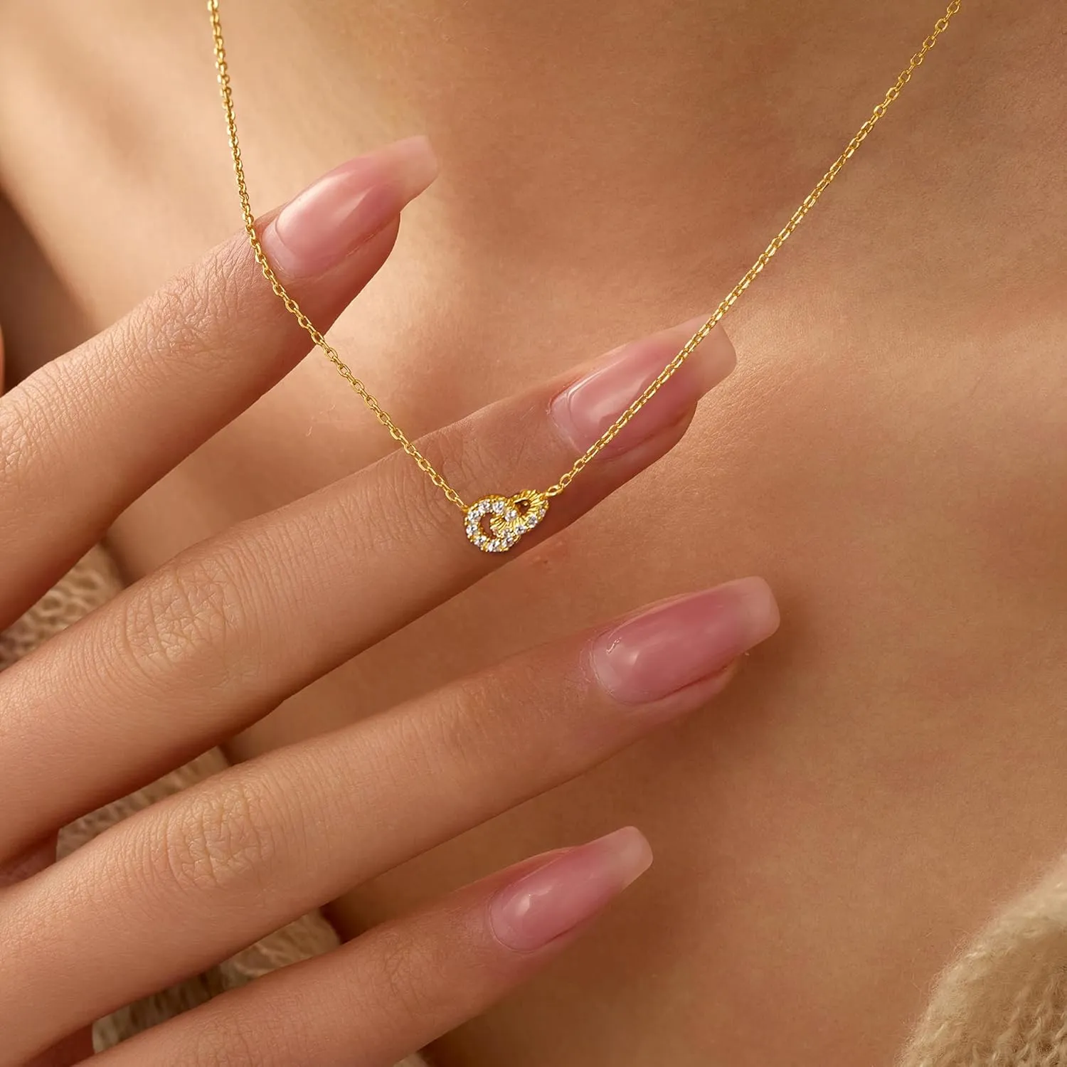 S925 Sterling Silver Dainty Interlocking Circles Necklaces for Women 14K Gold Plated Double Hoop CZ Pendant Lobster Buckle to Daughter Mother Friendship Adjustable Necklace Wedding Jewelry for Her