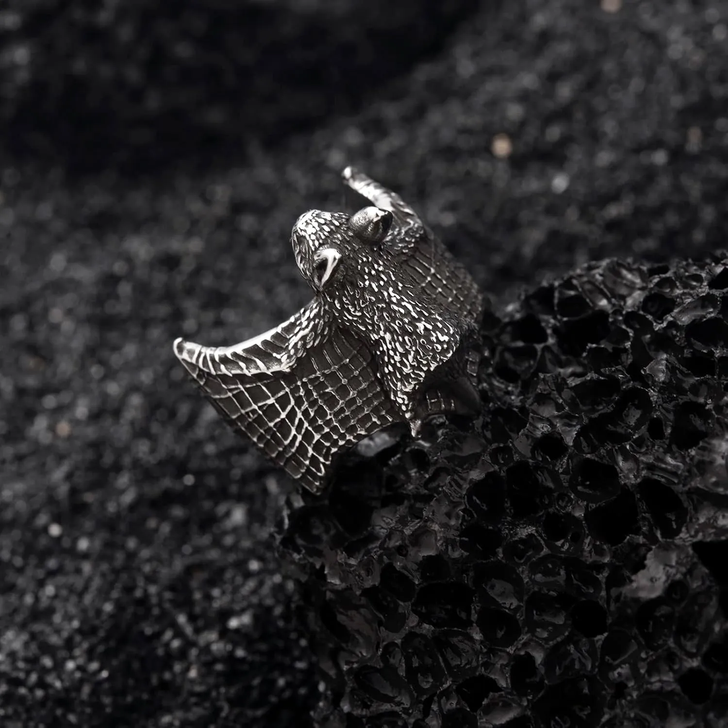 Spider/Bat/Gorilla/Eagle Rings for Men Stainless Steel Gothic Punk Biker Rings for Men Size 8/9/10/11/12/13