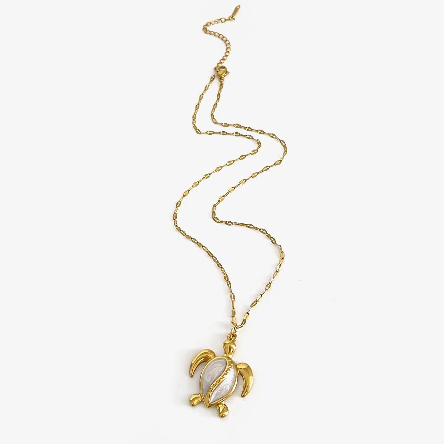 Starfish Necklace, 18K Gold Seashell Beach Summer Dainty Statement Necklaces Shell Beachy Non Tarnish Stainless Steel Pendant Adjustable Anniversary Holiday Jewelry Gift