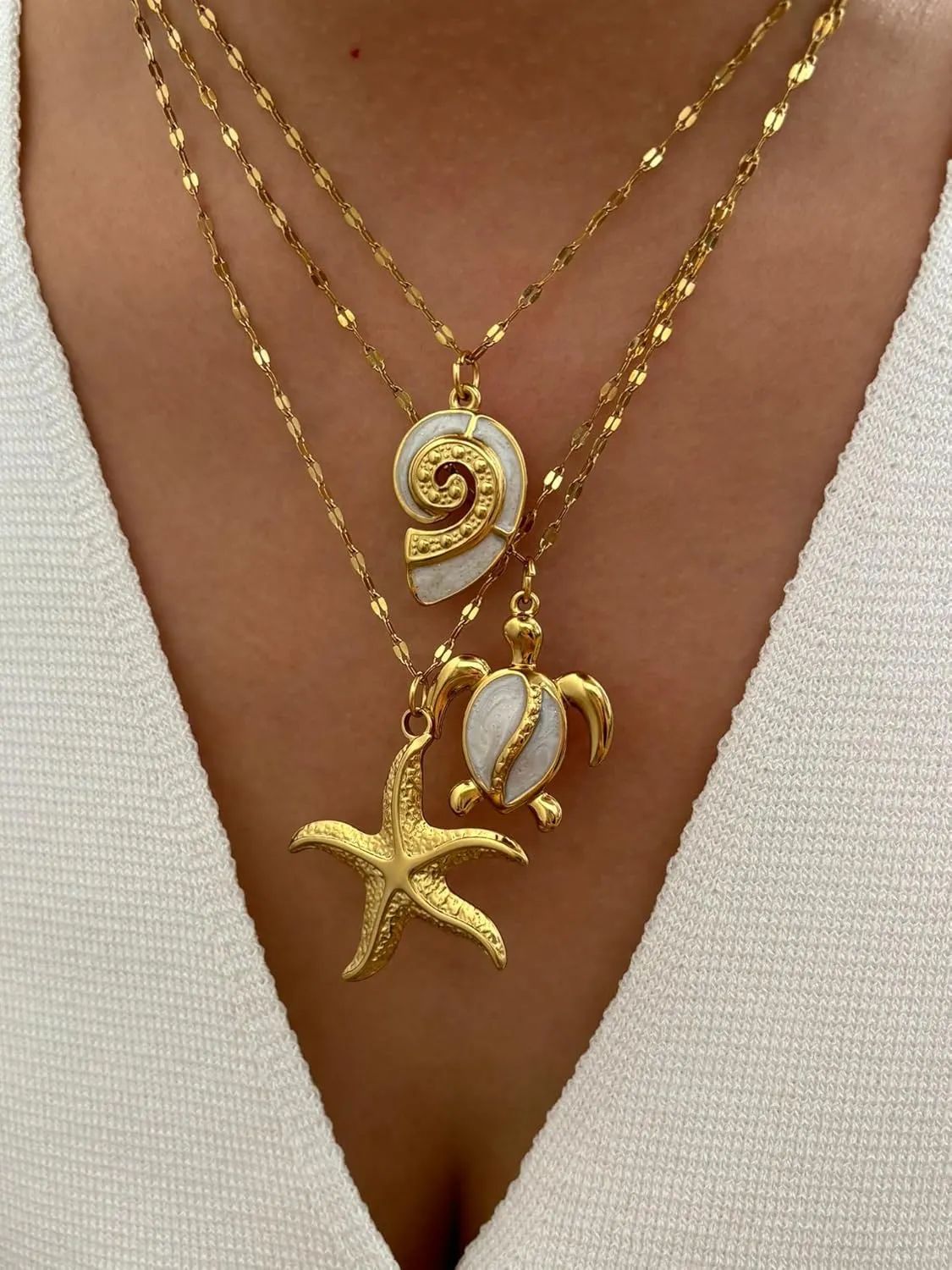 Starfish Necklace, 18K Gold Seashell Beach Summer Dainty Statement Necklaces Shell Beachy Non Tarnish Stainless Steel Pendant Adjustable Anniversary Holiday Jewelry Gift