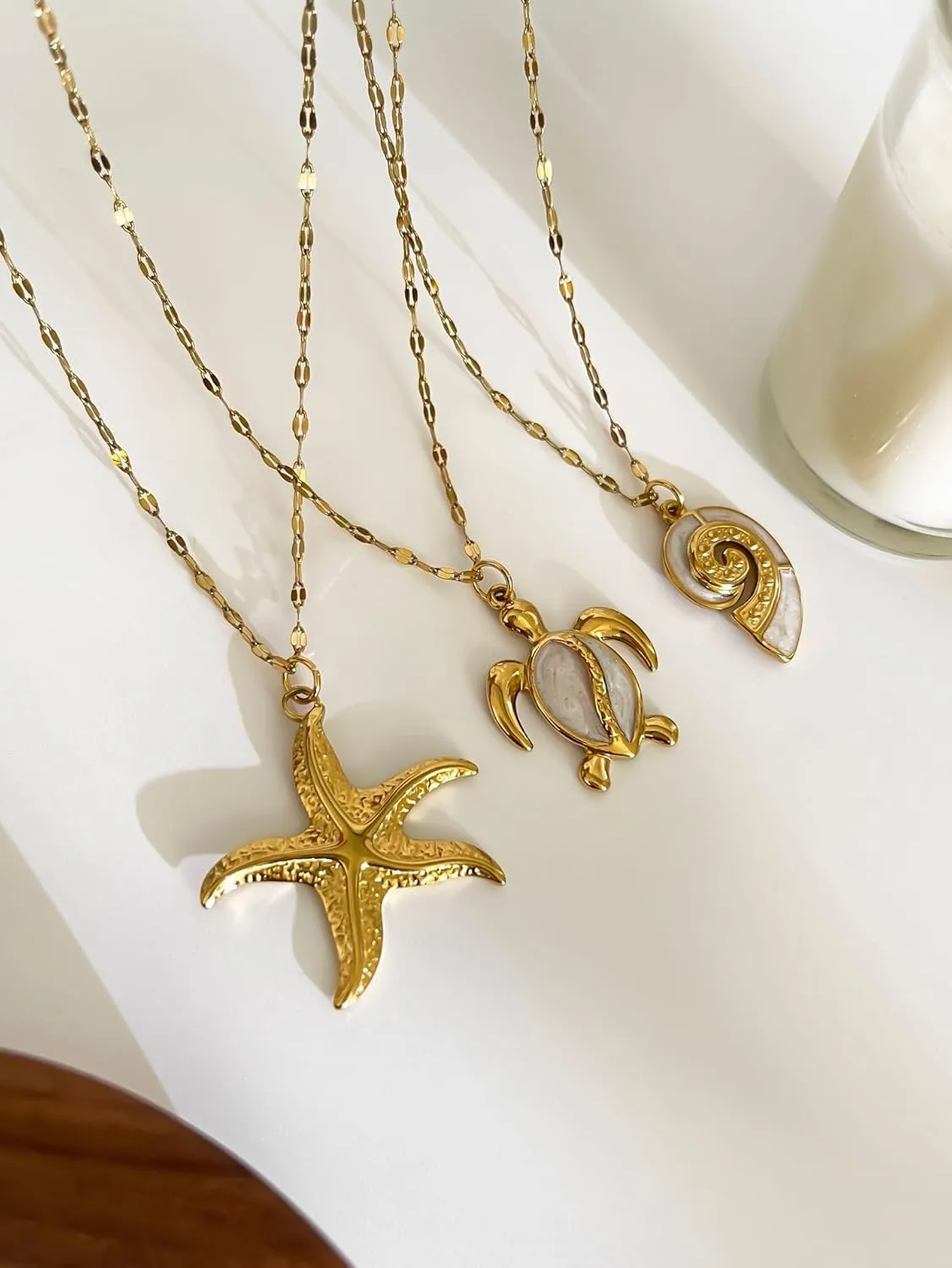 Starfish Necklace, 18K Gold Seashell Beach Summer Dainty Statement Necklaces Shell Beachy Non Tarnish Stainless Steel Pendant Adjustable Anniversary Holiday Jewelry Gift