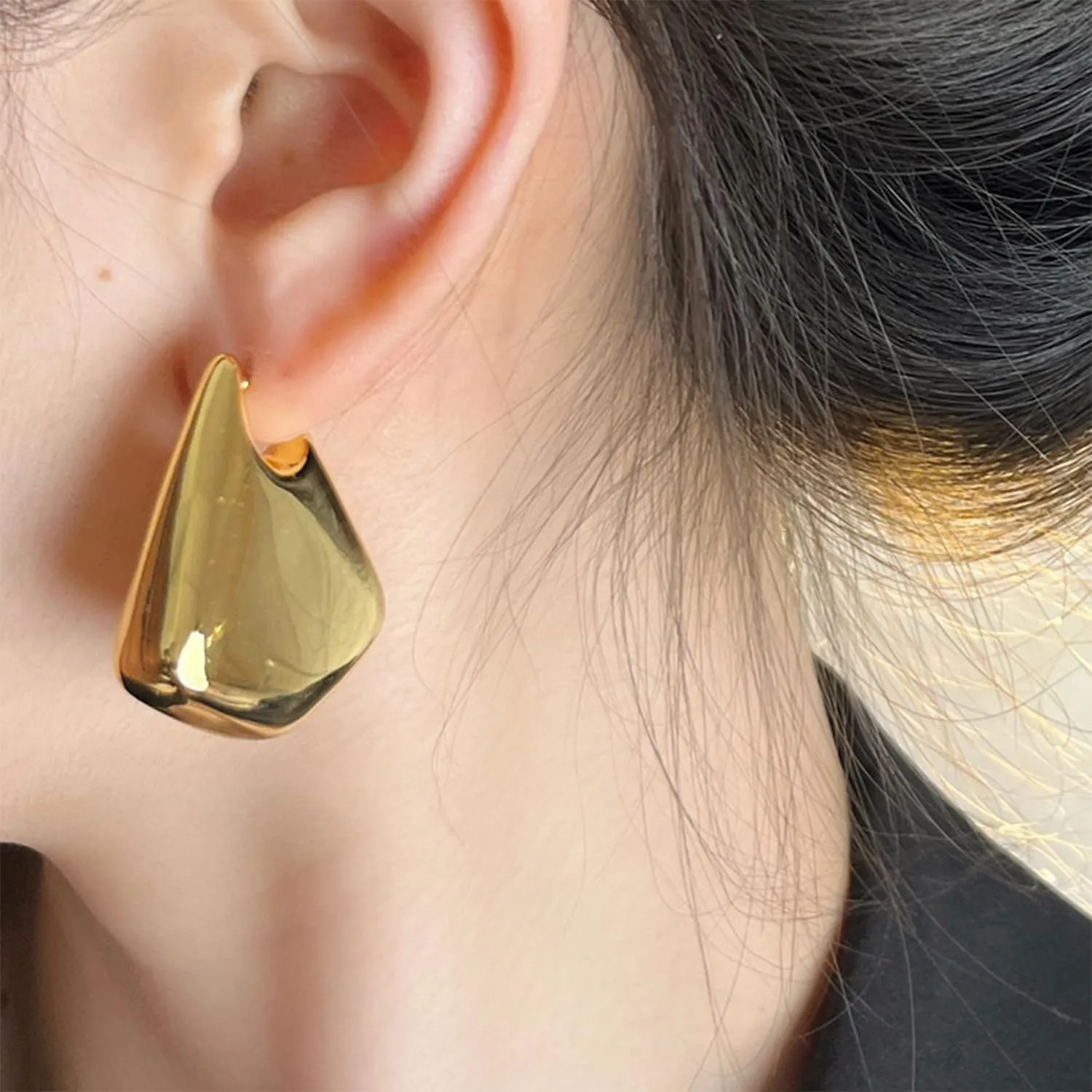 Teardrop Chunky Earrings for Women Trendy Hoop Earring Set Earring Dupes, Fashion Gold Large Drop Earrings