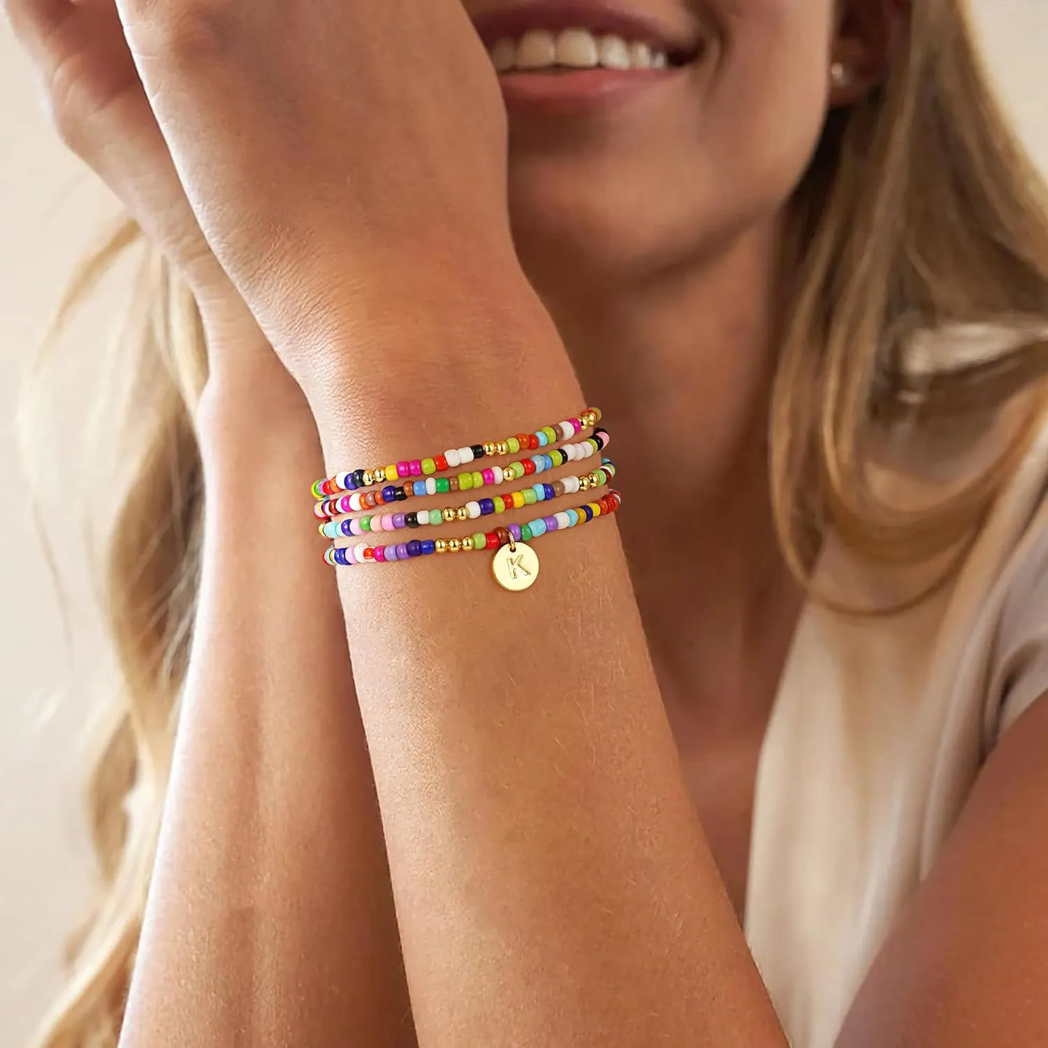 Turandoss 4PCS Colorful Beaded Initial Bracelets for Women Teen Girls - Cute Stretch Beaded Bohemian Disc Initial A-Z Stackable Bracelets Jewelry for Girls Women Teens Birthday Gifts