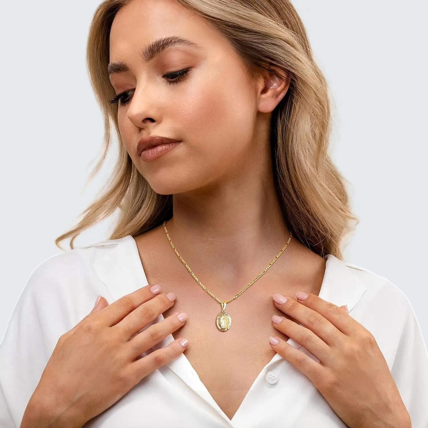 Virgin Mary Necklace for Women, 14K Gold Plated Guadalupe Necklace Mother Mary Catholic Gift, Cubic Zirconia Virgen de Guadalupe Charm Pendant Lady of Guadalupe Mexican Jewelry, 18/20/24 IN Chain