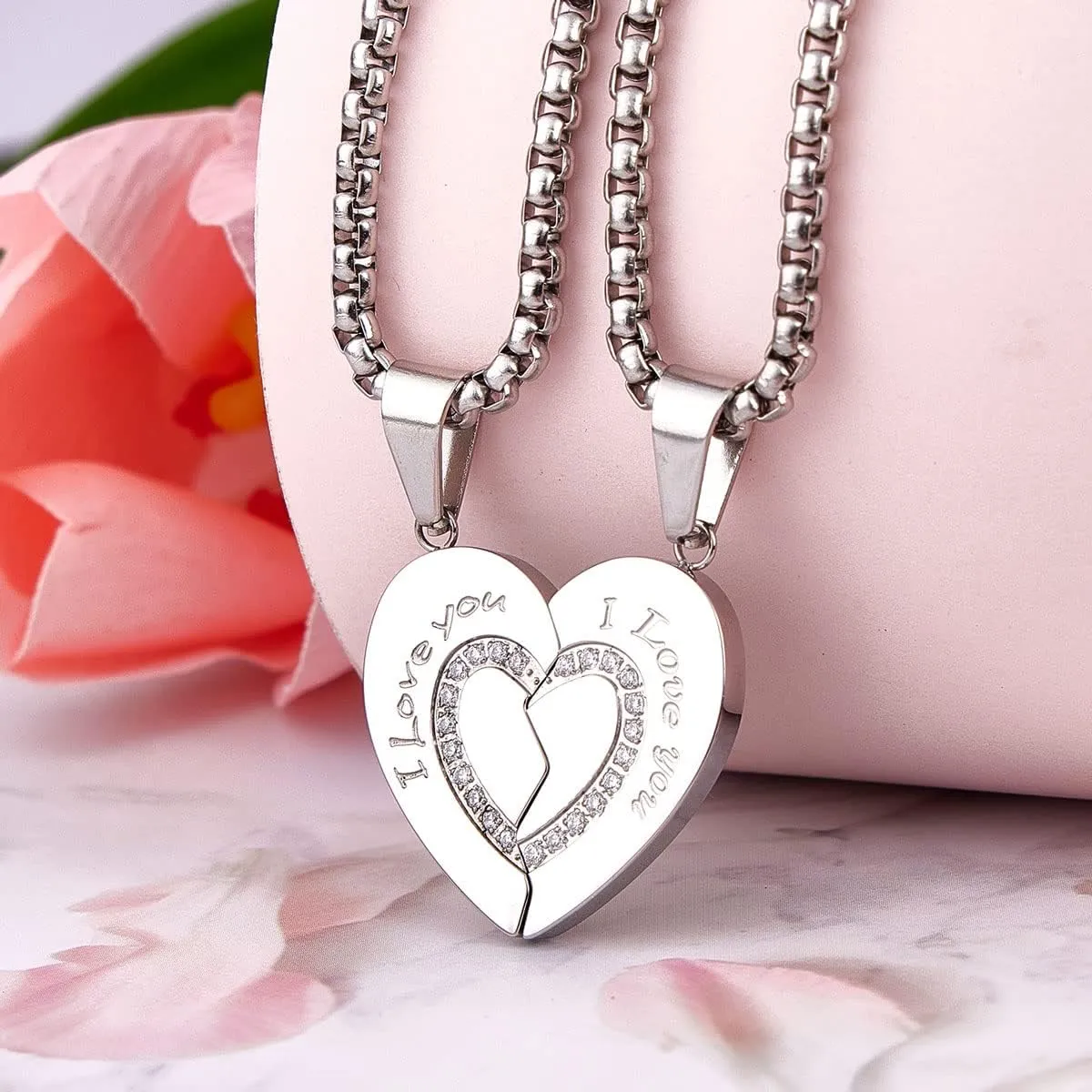 Wolentty Couple Matching Necklaces Broken Heart Pendants Inlaid Zirconic Stone Jewelry Gift for Valentine