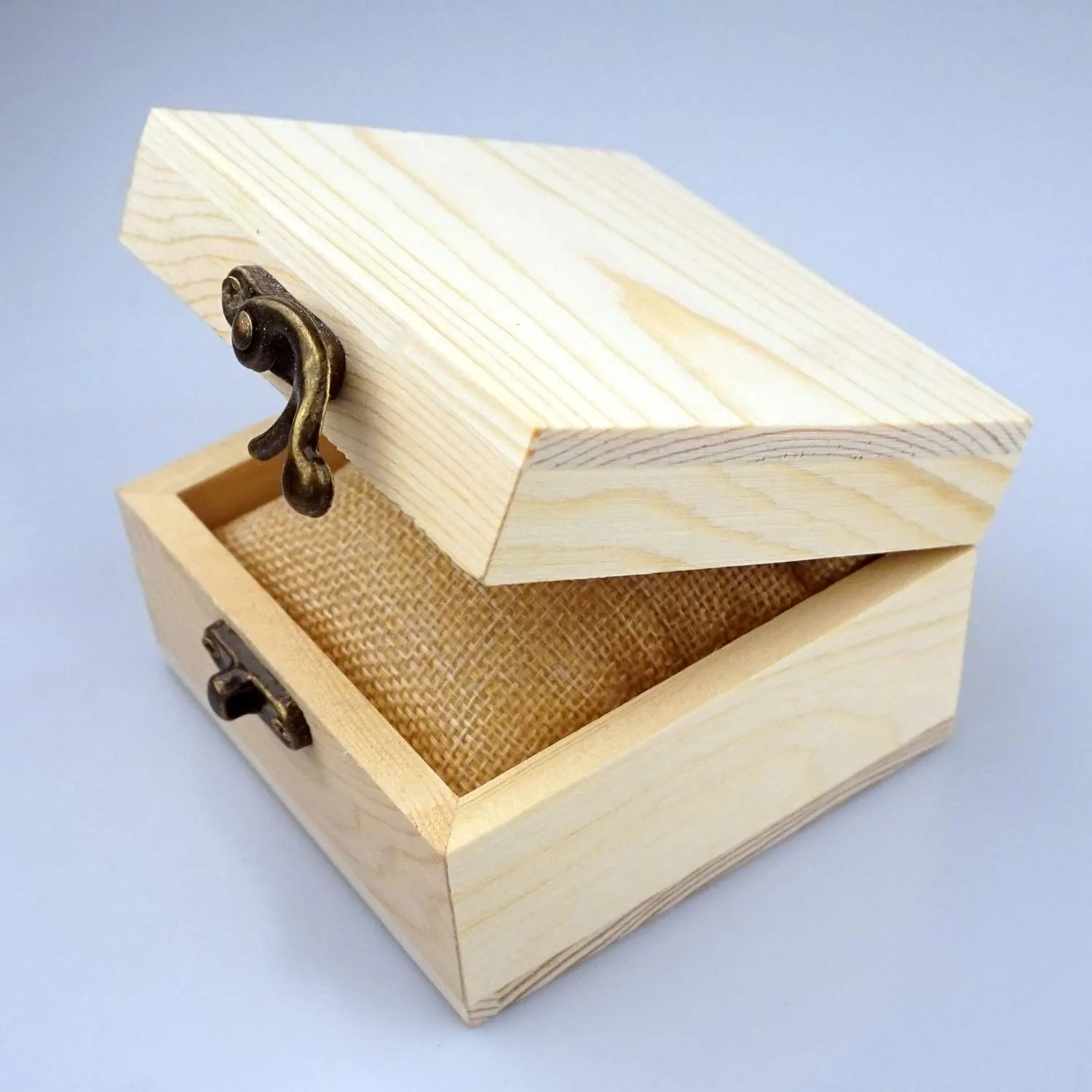 Wooden Box for your Gift Jewelry Watch Unfinished Wood Box (Wooden)