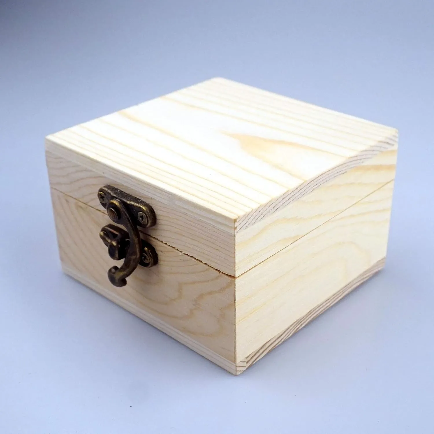 Wooden Box for your Gift Jewelry Watch Unfinished Wood Box (Wooden)