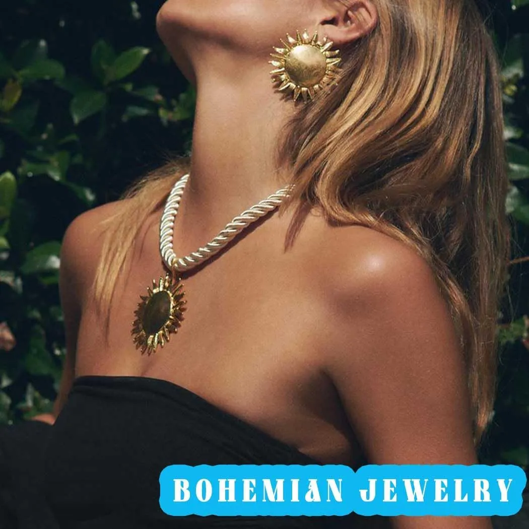 Yalice Boho Seashell Pendant Necklace for Women Beach Starfish Conch Necklaces Charm Shell Jewelry for Summer Accessories Gift